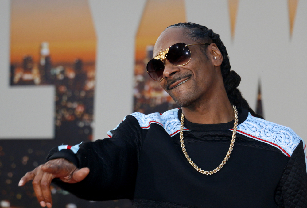 Snoop Dogg reportedly part of $1 billion bid to purchase Senators